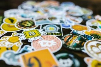 有关股票的新颖标题_有关股票的新颖标题有哪些