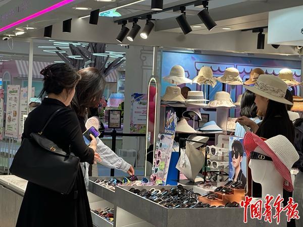 从平台下线后 小店又在路边“上线”了