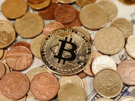比特币价格修正对比图最新