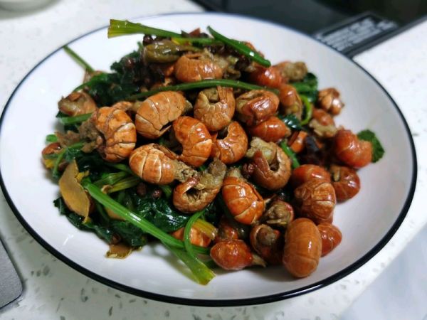 小龙虾尾的做法（小龙虾尾的做法 家常）