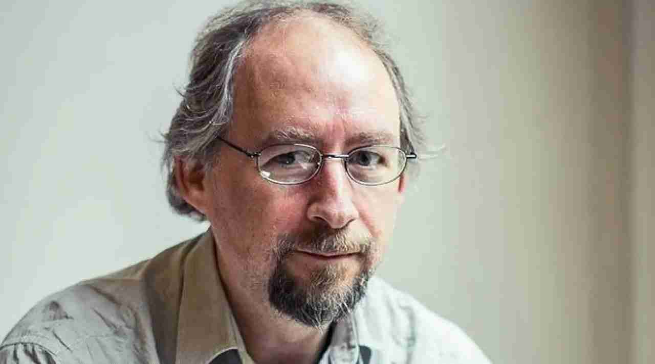 据亚当回来说，这是贝莱德可以将比特币送到100万美元的方式。