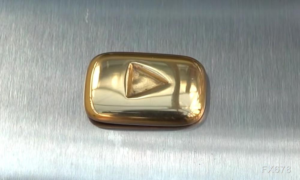 在美联储谨慎态度和中美紧张局势缓解的背景下，金价涨至4000上方